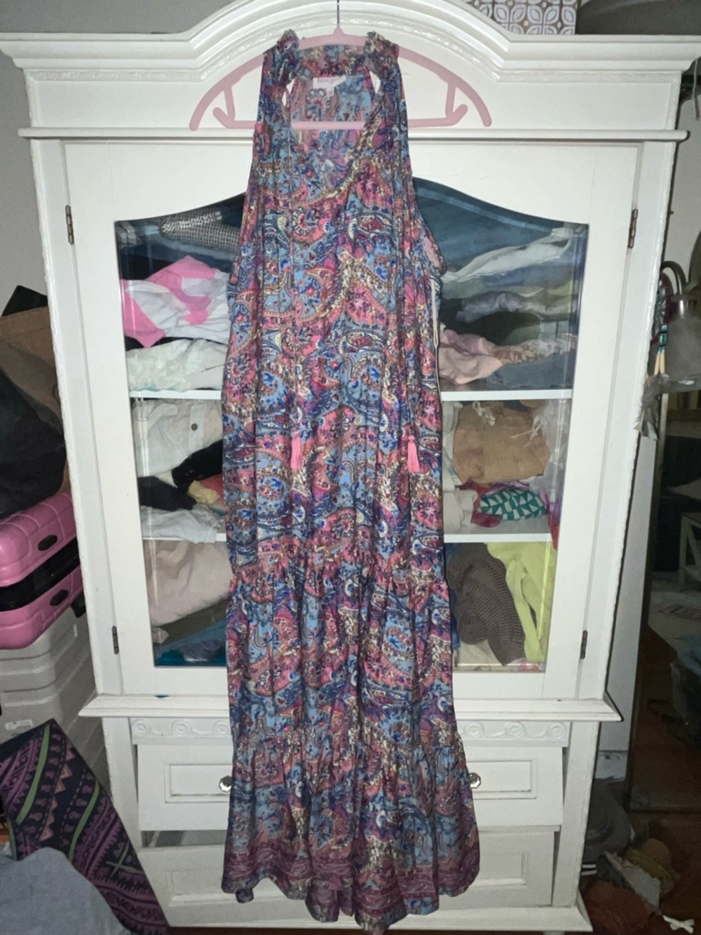 💃NWT size Medium boutique brand, Boeme Pink and Blue Paisley maxi dress